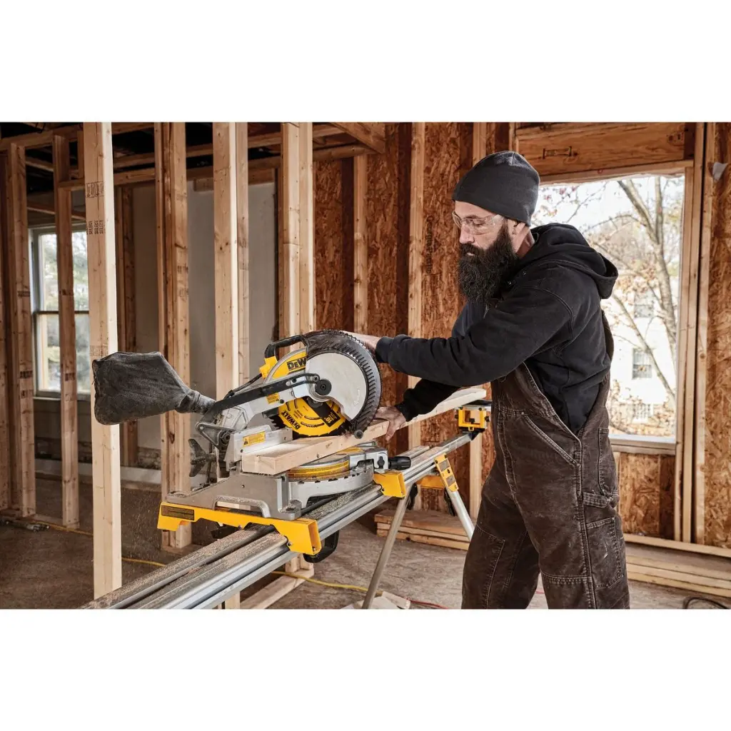 w=1200,h=1200,fit=pad